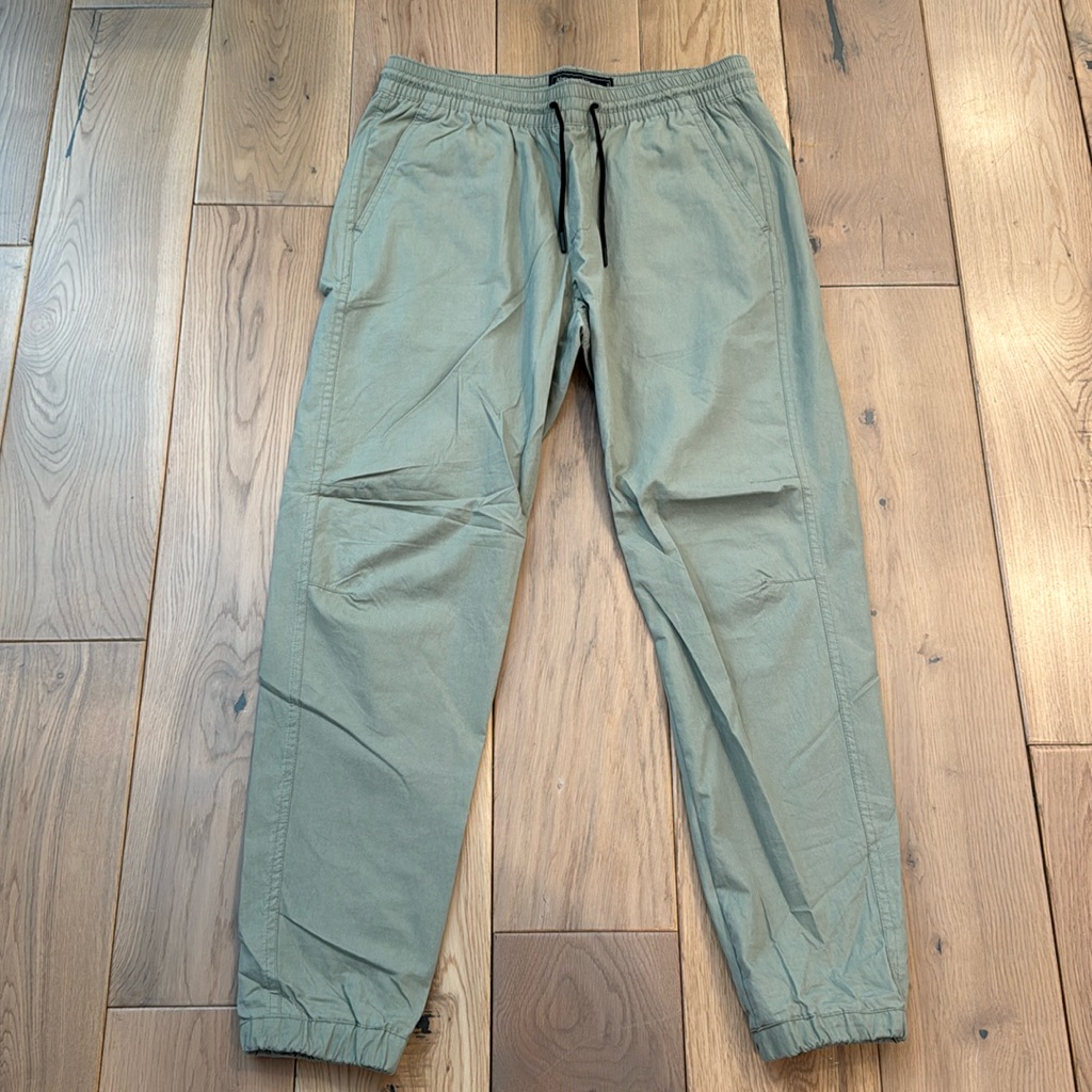 Abercrombie Lightweight Green Jogger